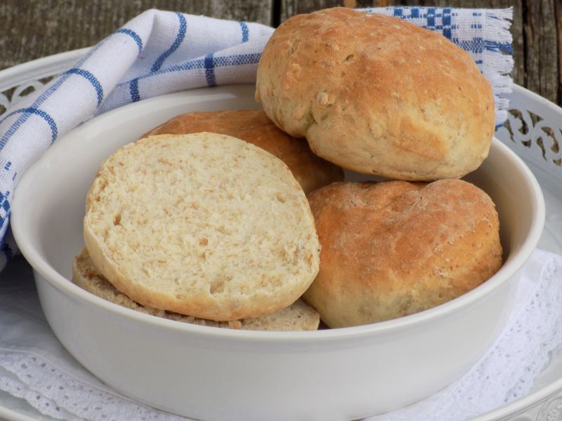 Pszenne bułki z otrębami żytnimi