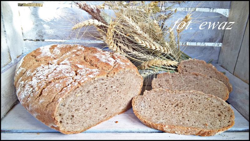 Pszenno - gryczany chleb ze słonecznikiem Pszenno - gryczany chleb ze słonecznikiem