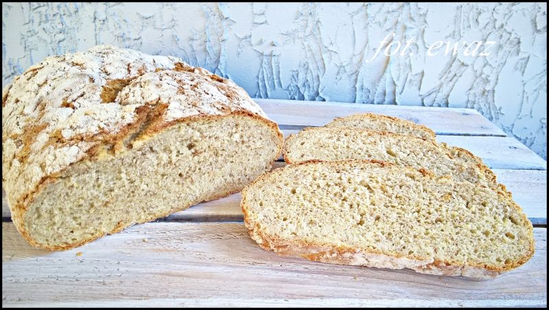 Pszenno-żytnio-jaglany chleb