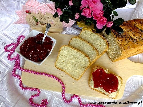 Pszenny chlebek na drożdżach