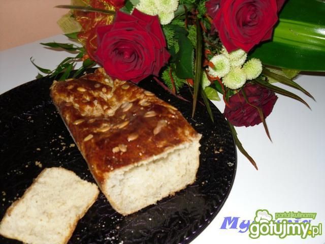 Pszenny chlebek z ziarnami dyni Pszenny chlebek z ziarnami dyni