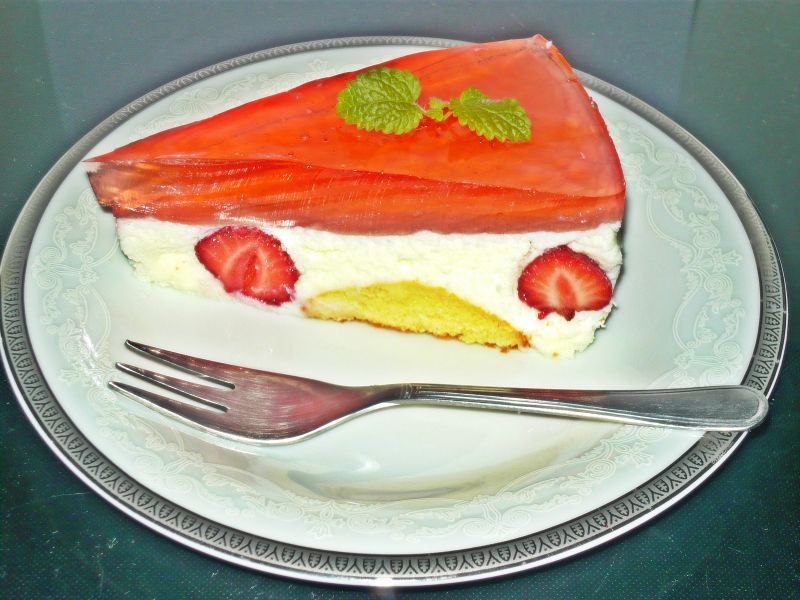 Ptasie mleczko z truskawkami