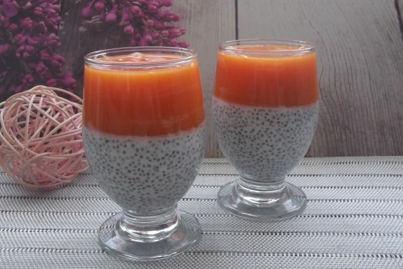 Pudding chia z galaretką  Pudding chia z galaretką