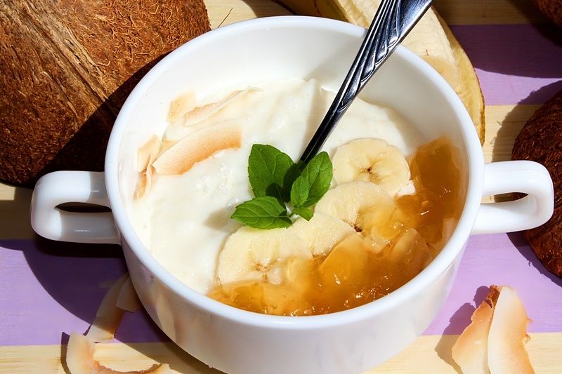 Pudding ryżowo-kokosowy z bananem i konfiturą Pudding ryżowo-kokosowy z bananem i konfiturą
