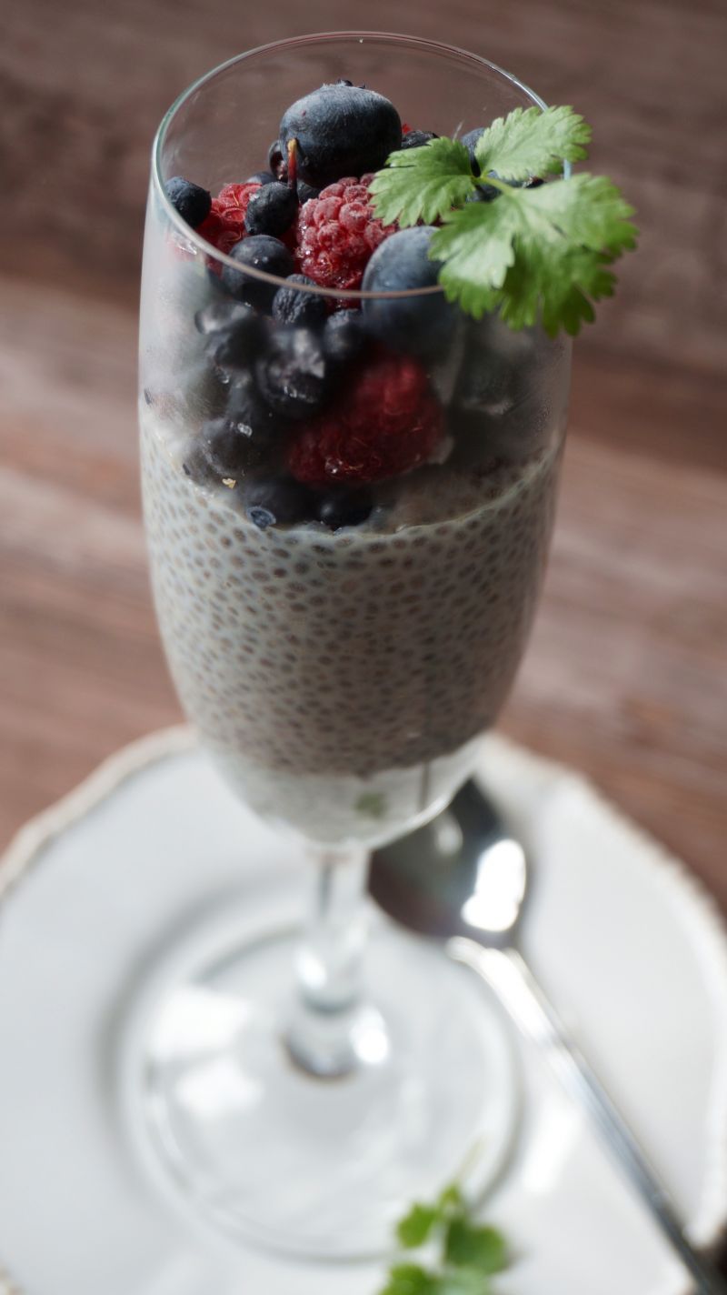 Puding z chia z białą czekoladą Puding z chia z białą czekoladą