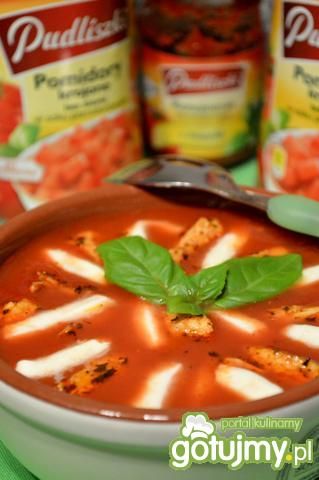 Pudliszkowa z kurczakiem i mozzarellą Pudliszkowa z kurczakiem i mozzarellą