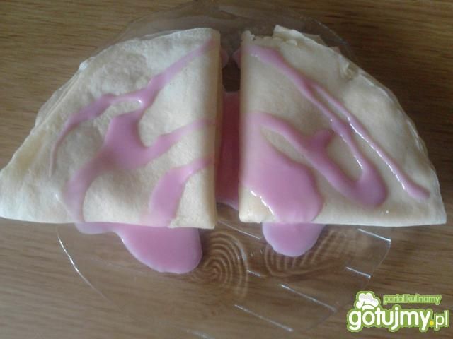 Pulchne naleśniki z białym serem Pulchne naleśniki z białym serem