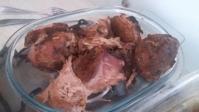 Pulled pork- wyczesane mięso wieprzowe Pulled pork- wyczesane mięso wieprzowe