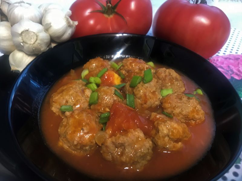 Pulpeciki chrzanowe w pomidorowym sosie Pulpeciki chrzanowe w pomidorowym sosie