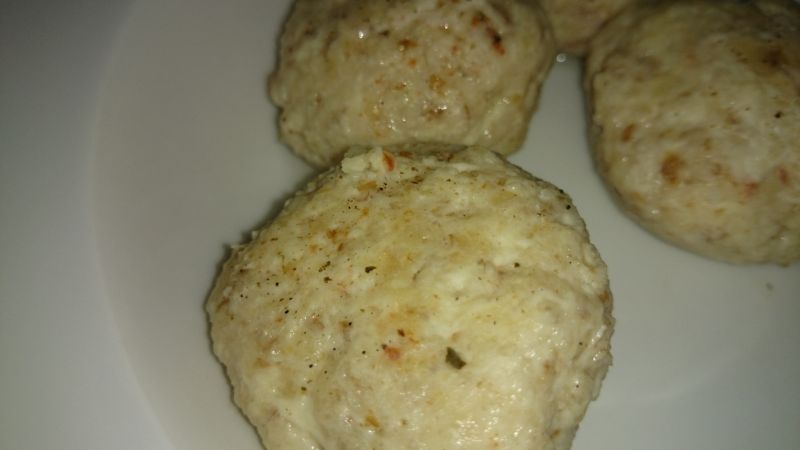 Pulpeciki drobiowe z kaszą jaglaną  Pulpeciki drobiowe z kaszą jaglaną
