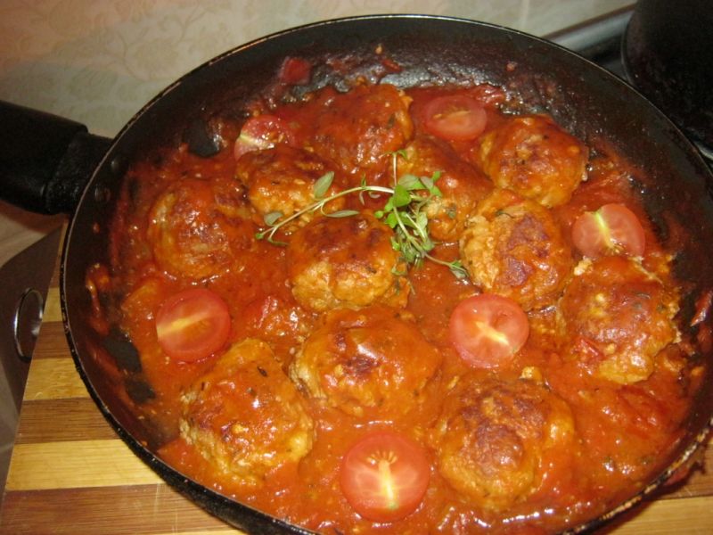 Pulpeciki duszone w pomidorach Pulpeciki duszone w pomidorach