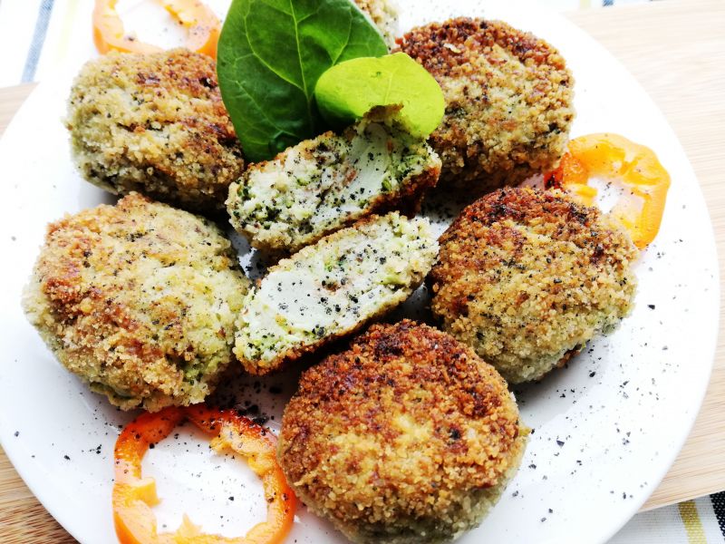 Pulpeciki kalafiorowo-brokułowe Pulpeciki kalafiorowo-brokułowe