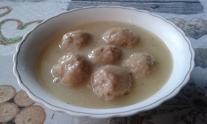 Pulpeciki w sosie chrzanowym