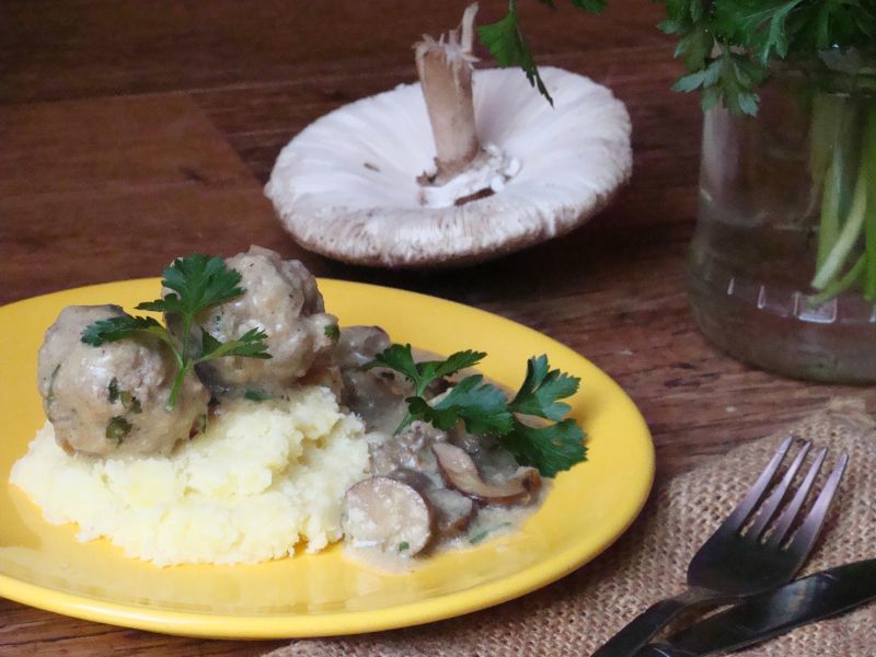 Pulpeciki w sosie grzybowym