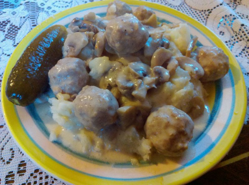 Pulpeciki w sosie pieczarkowym