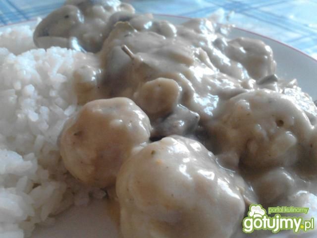 Pulpeciki w sosie pieczarkowym dayzi