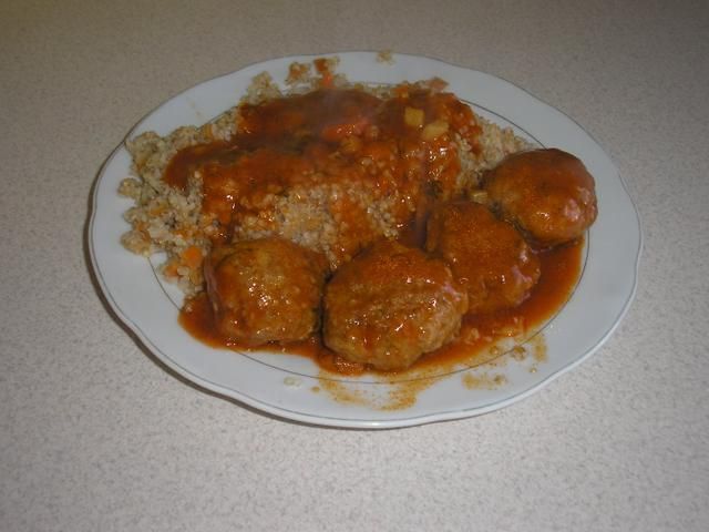 Pulpeciki w sosie pomidorowo- koperkowym