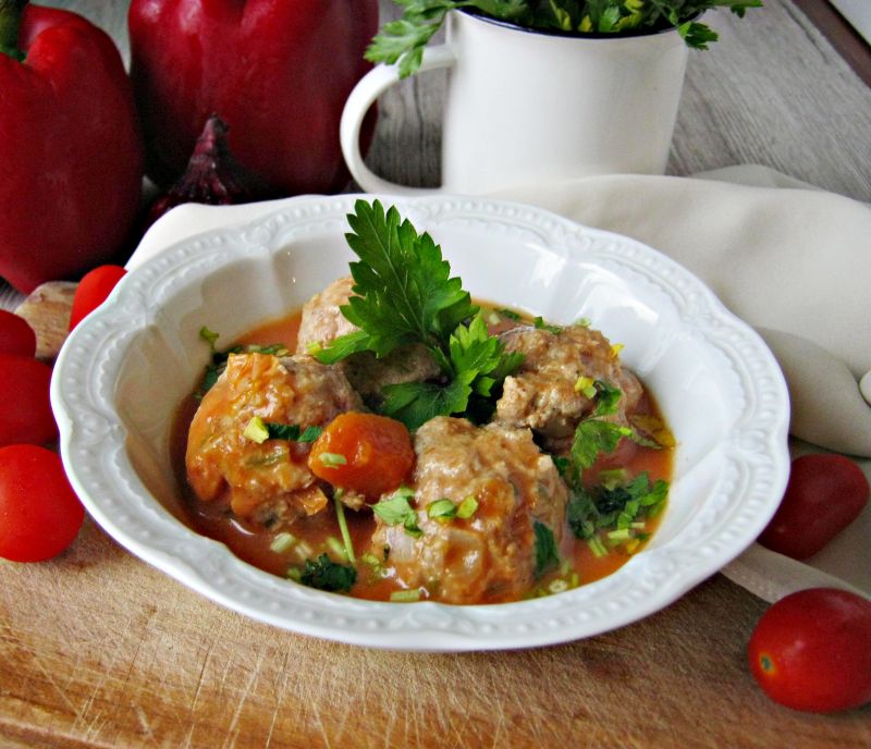 Pulpeciki w sosie pomidorowo śmietanowym Pulpeciki w sosie pomidorowo śmietanowym