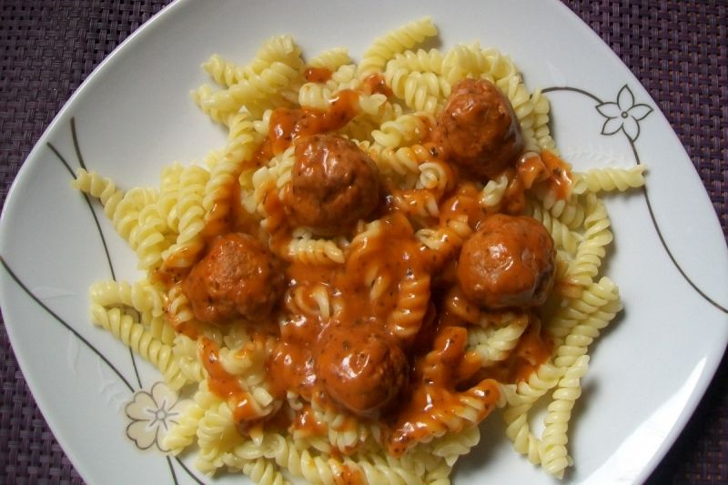 Pulpeciki w sosie pomidorowym Pulpeciki w sosie pomidorowym