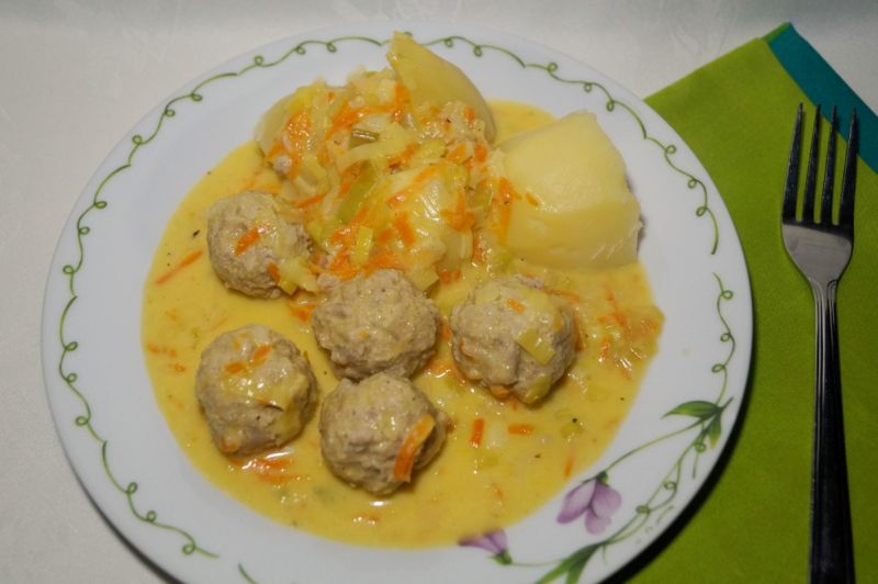 Pulpeciki wieprzowe w sosie porowym Pulpeciki wieprzowe w sosie porowym