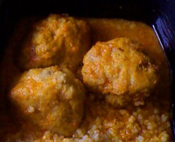 Pulpety cielęce w sosie pomidorowym 