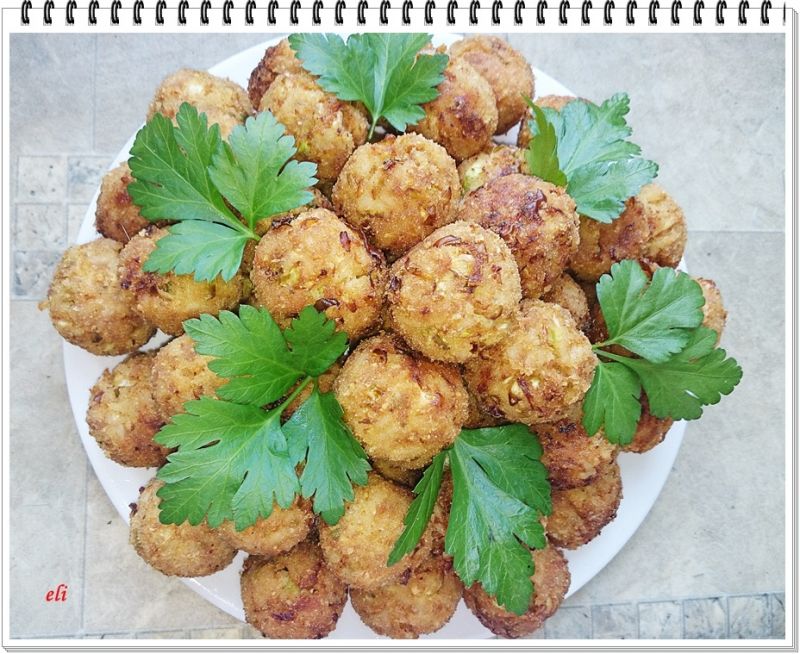 Pulpety Eli z młodą kapustą 