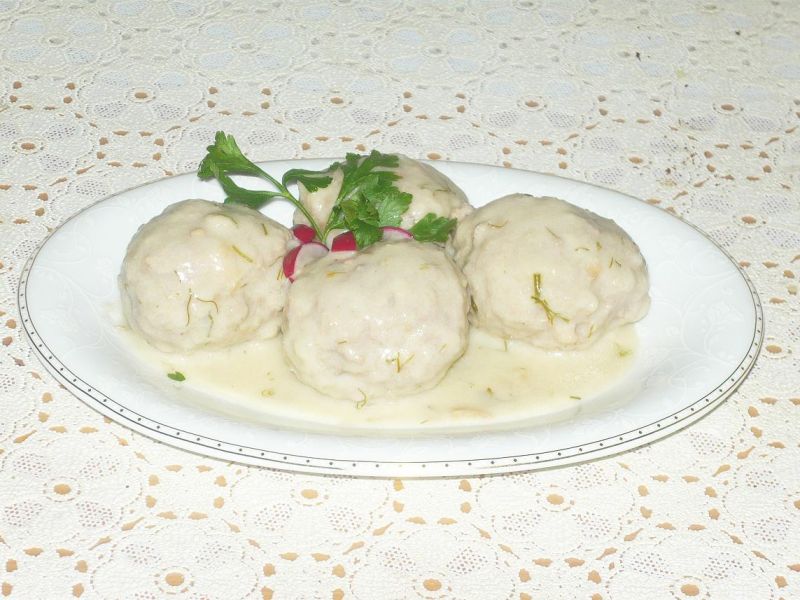 Pulpety w sosie koperkowym