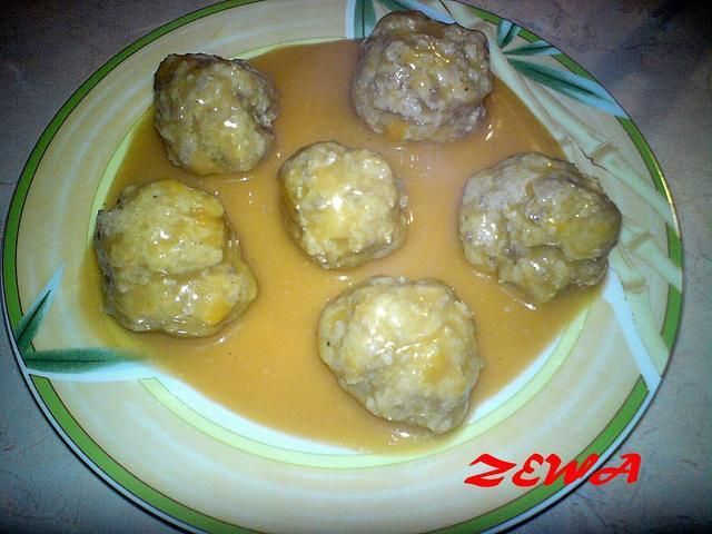 pulpety w sosie pomidorowym