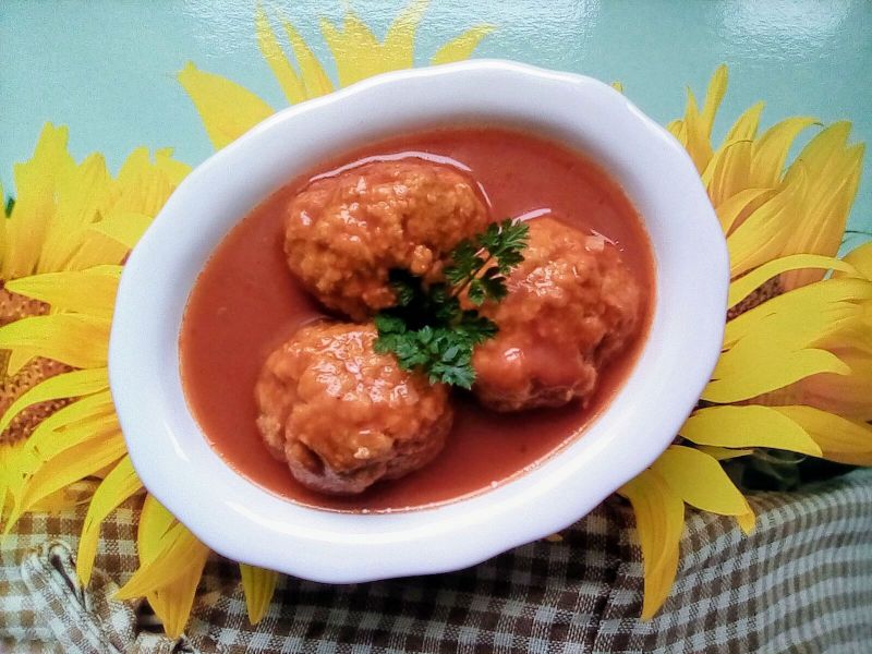 Pulpety w sosie pomidorowym  Pulpety w sosie pomidorowym