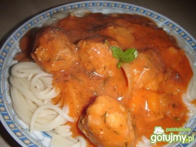 Pulpety w sosie pomidorowym do makaronu
