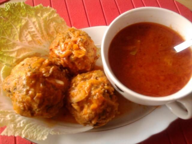 Pulpety warzywno-mięsne w sosie Pulpety warzywno-mięsne w sosie