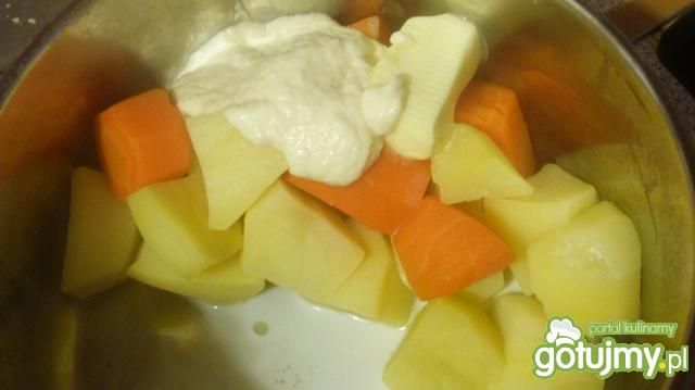Pure ziemniaczano-marchewkowe z chrzanem