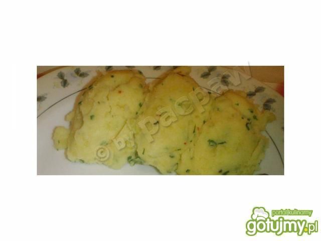 Puree ziemniaczane z ulubionym masłem  Puree ziemniaczane z ulubionym masłem