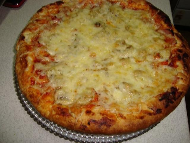 puszysta domowa pizza