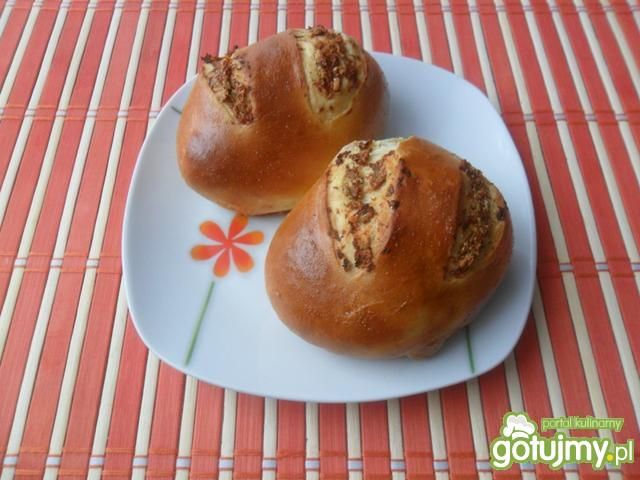 Puszyste bułeczki z czosnkiem