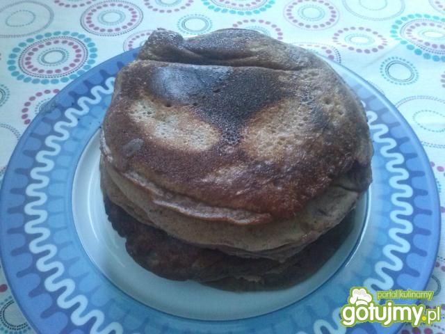 Puszyste czekoladowe pancakesy