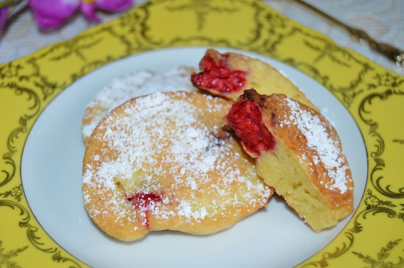 Puszyste malinowe placuszki