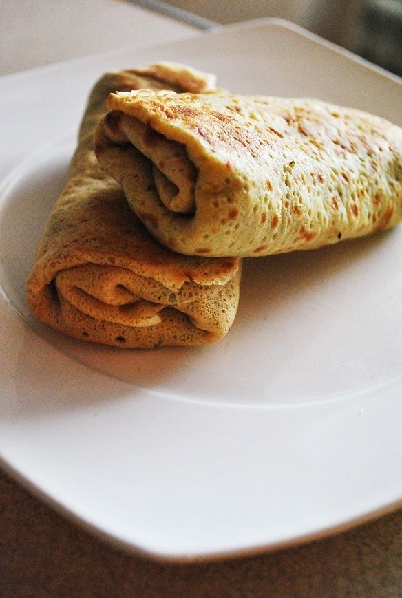 Puszyste naleśniki z kawowo szpinakowym kuskusem