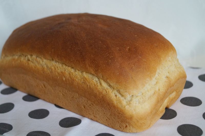 Puszysty chleb jogurtowy