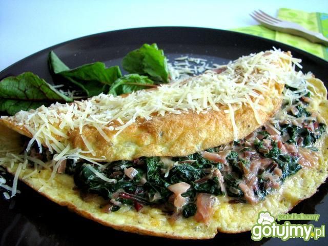 Puszysty omlet z buraczkiem liściastym Puszysty omlet z buraczkiem liściastym