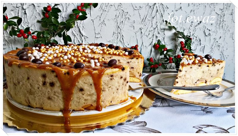 Puszysty sernik kawowy  Puszysty sernik kawowy