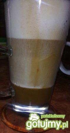 Pyszna rozgrzewająca kawa Pyszna rozgrzewająca kawa