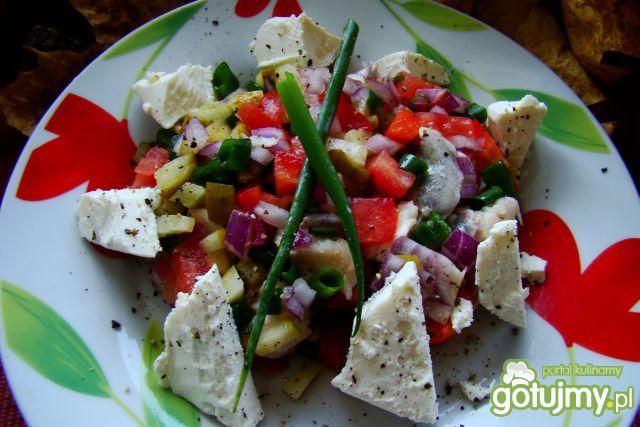 Pyszna sałatka śledziowa z fetą 