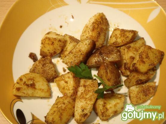 Pyszna smażone ziemniaki w mundurkach