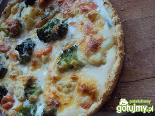 Pyszna tarta z warzywami