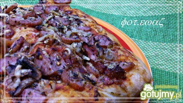 Pyszna wiejska pizza Pyszna wiejska pizza