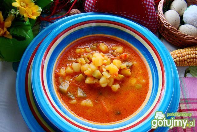 Pyszna zdrowa pomidorowa z ogórkiem 