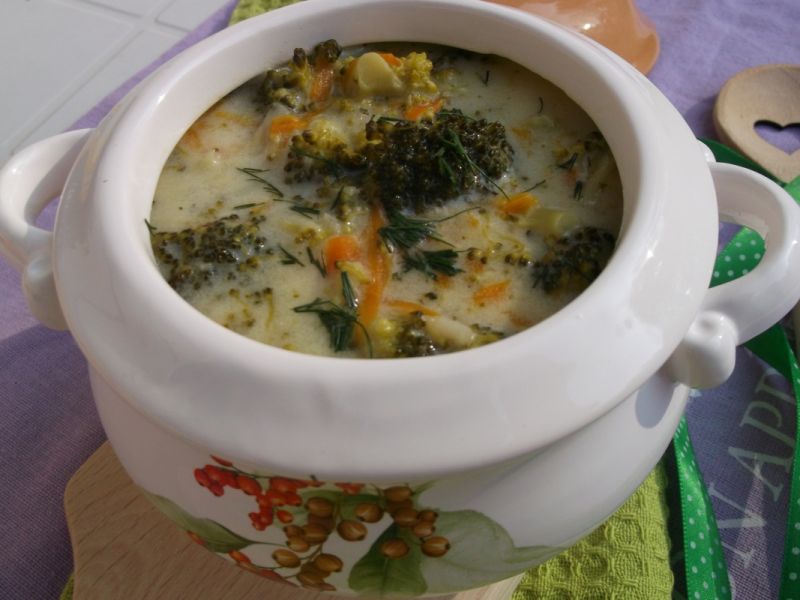 Pyszna zupa brokułowa