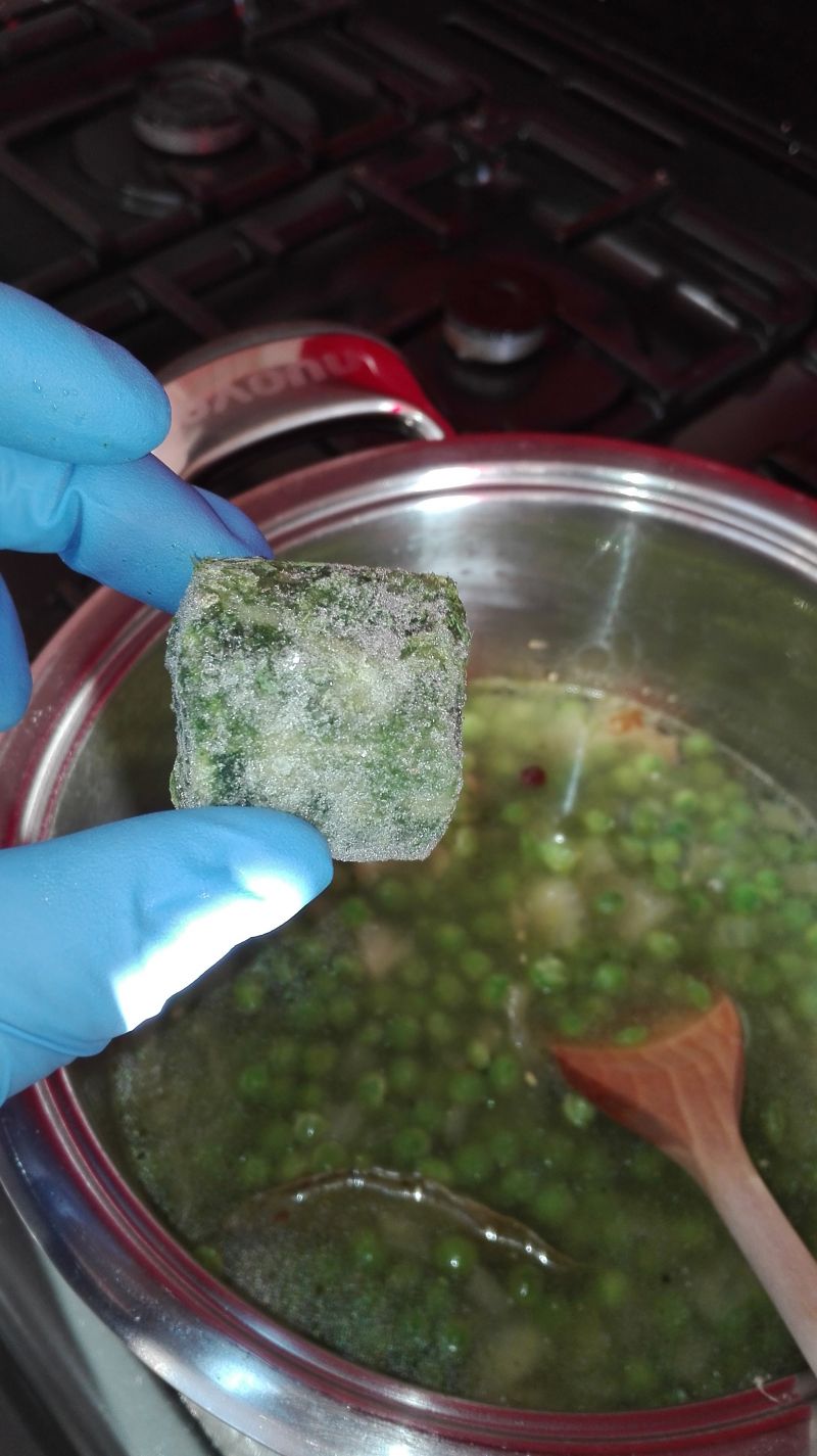 Pyszna zupa-krem z zielonego groszku