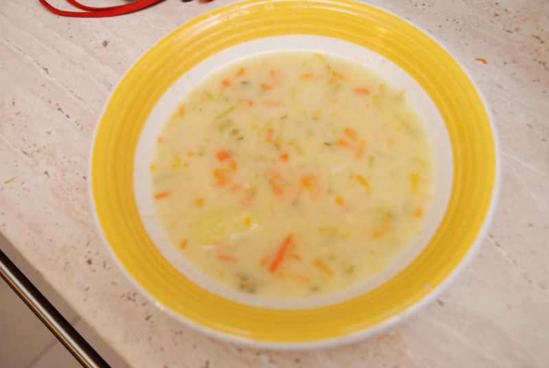 Pyszna zupa ogórkowa Pyszna zupa ogórkowa